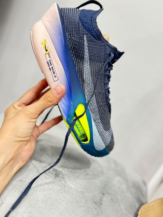 Кроссовки для бега nike alhpafly 3