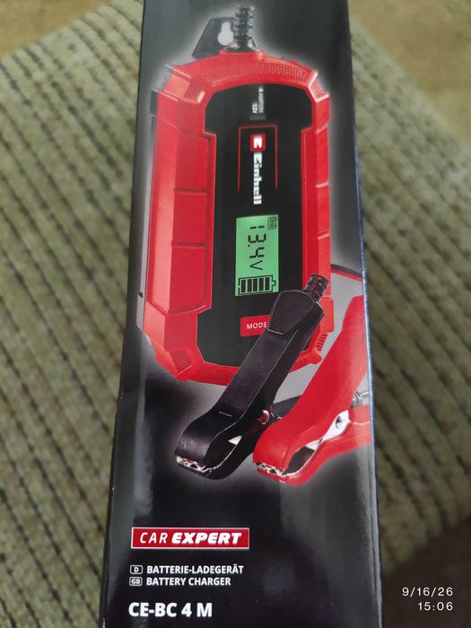 Зарядно за акумулатор Einhell
