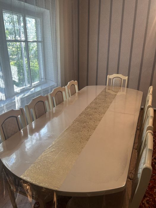 Стол,орындық сатылады!