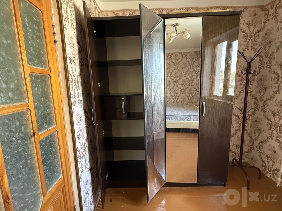 Продается шкаф для одежды, шифоньер