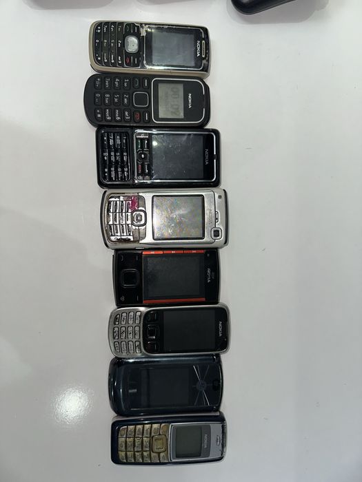 Продам Nokia на запчасти