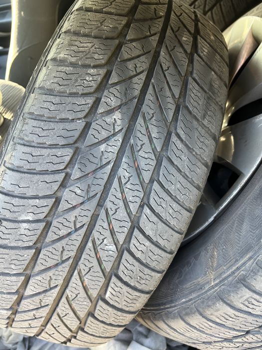 Set 4 Cauciucuri Anvelope iarnă Firestone Winterhawk 205/55 R16 H + capace BMW