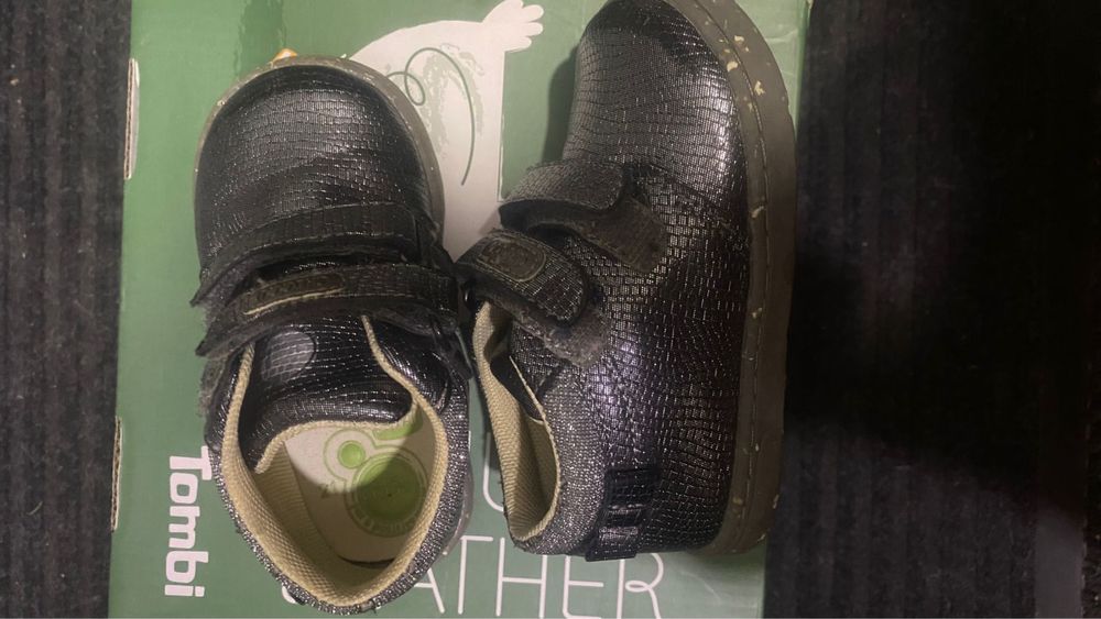 Осення обувь малышке