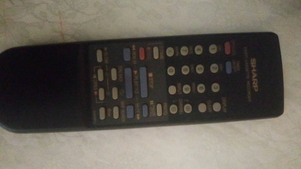 Sharp видео рекордер почти ново