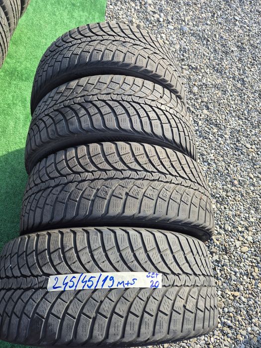 Vând cauciucuri 245/45/19 M+S set complet imp Germania