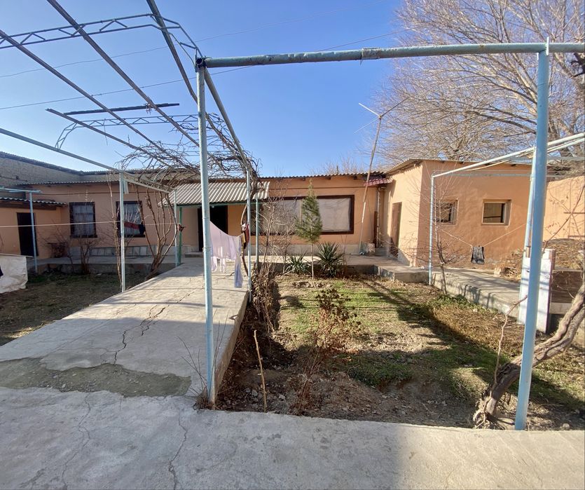 Навоий шахарда ХОВЛИ 7 сотих