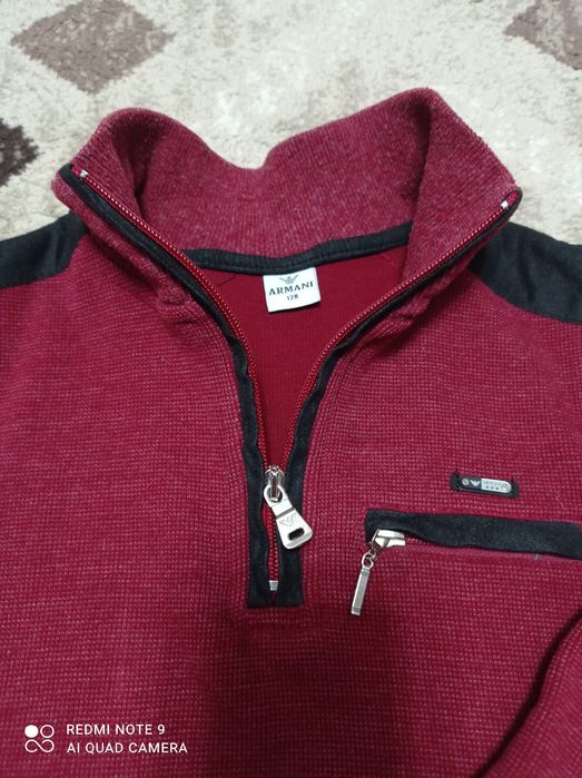 Продам для мальчиков джемпер