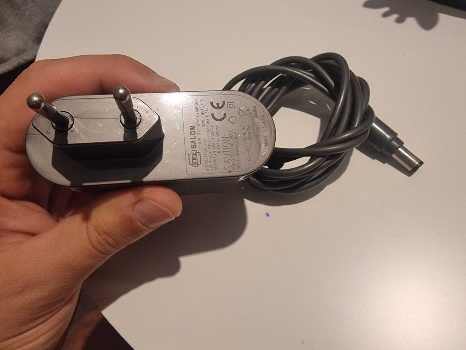 Alimentator incarcator aspirator Dyson modelele DC30 - DC57