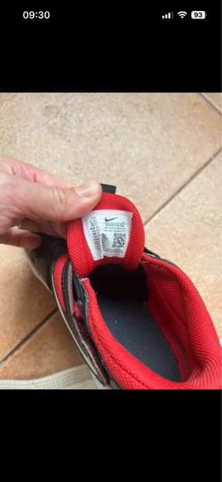 Adidasi Nike marime 33