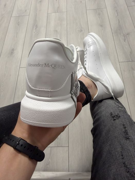 Adidasi Barbati Alex. Mcq. Alb & Negru Nou!