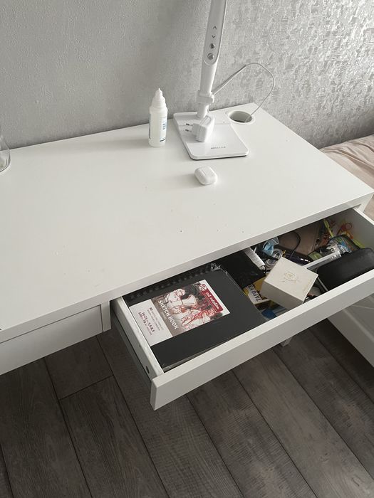 Продам письменый стол ИКЕА