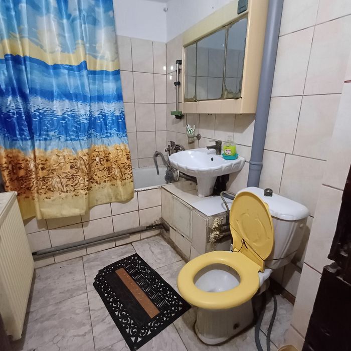 APARTAMENT 3 camere 75 mp