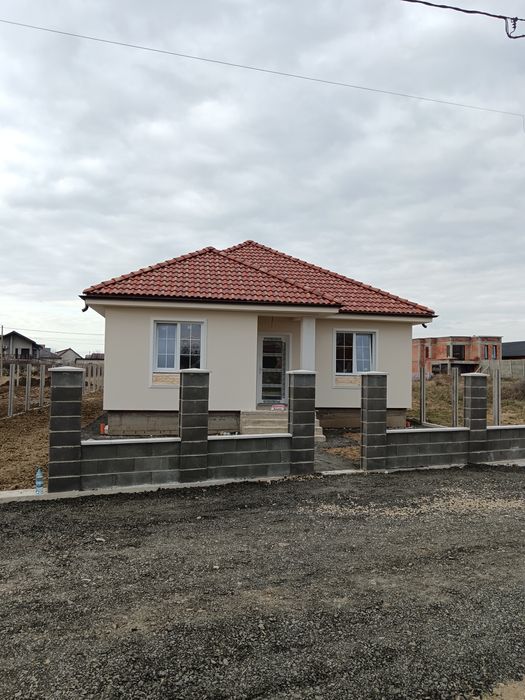 CASĂ DE VÂNZARE! Super Ofertă!!!