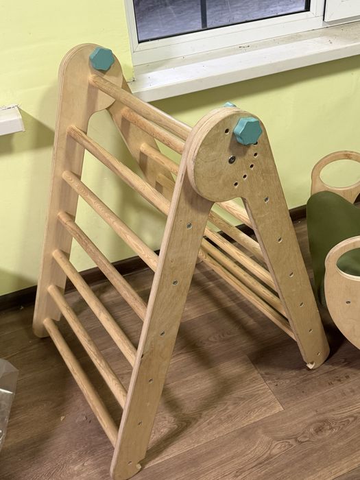 Продам детскую мебель