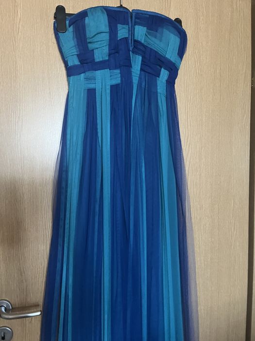 Rochie lunga, relaxata, cu corset