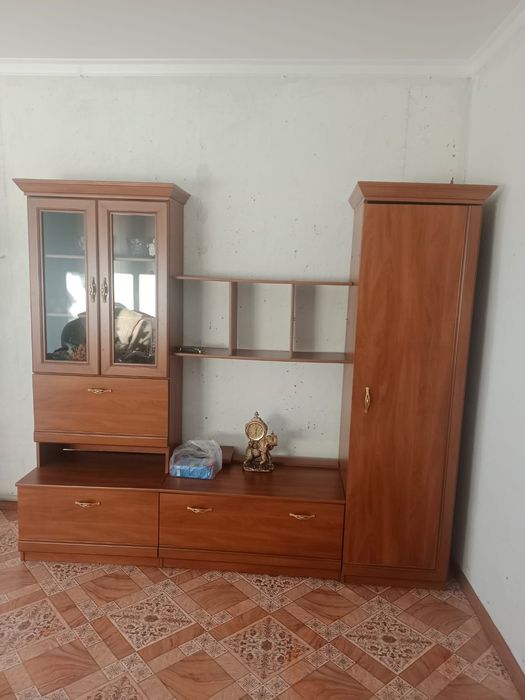 Продам стенку и шкафы