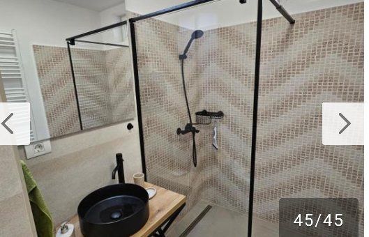 Meseriași în construcții