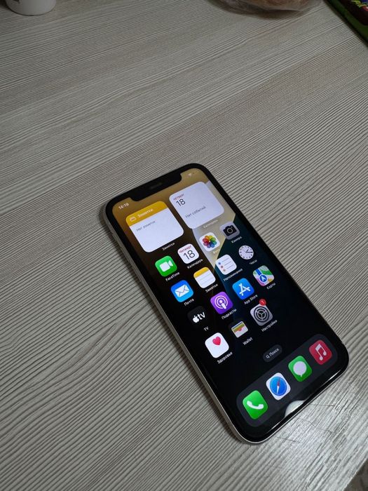 iPhone 11 в хорошем состояний