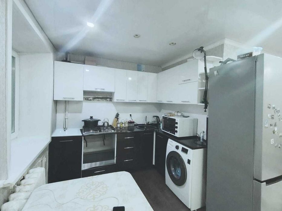 Продам 2 ком. квартира  42 м.