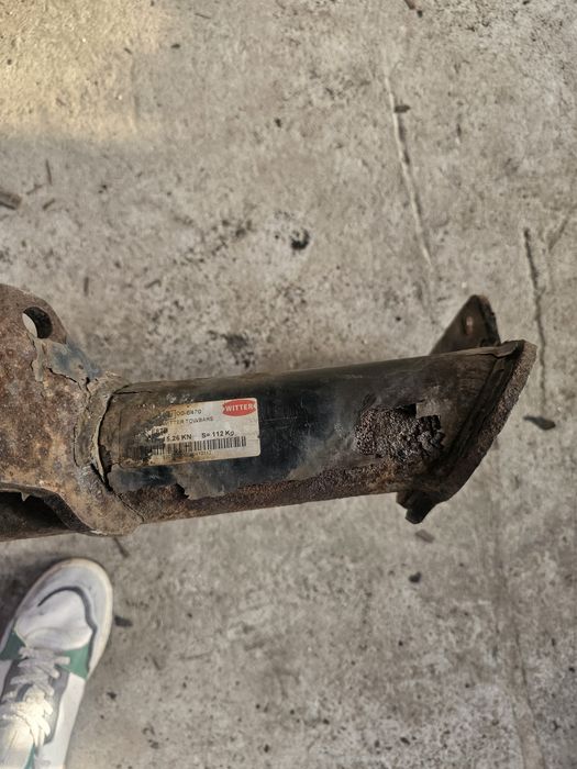 Cui remorca ford transit 2008