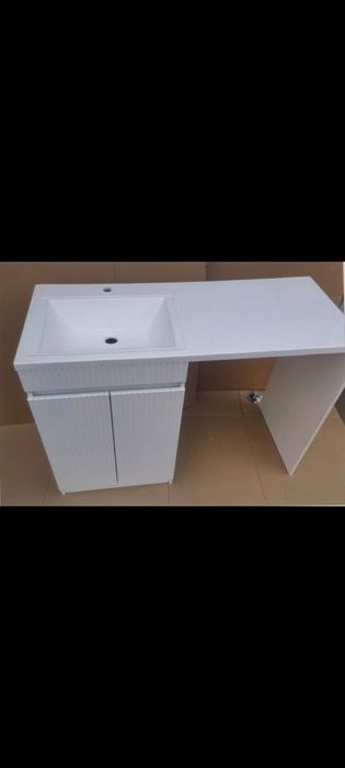 Продам тумбу с раковиной