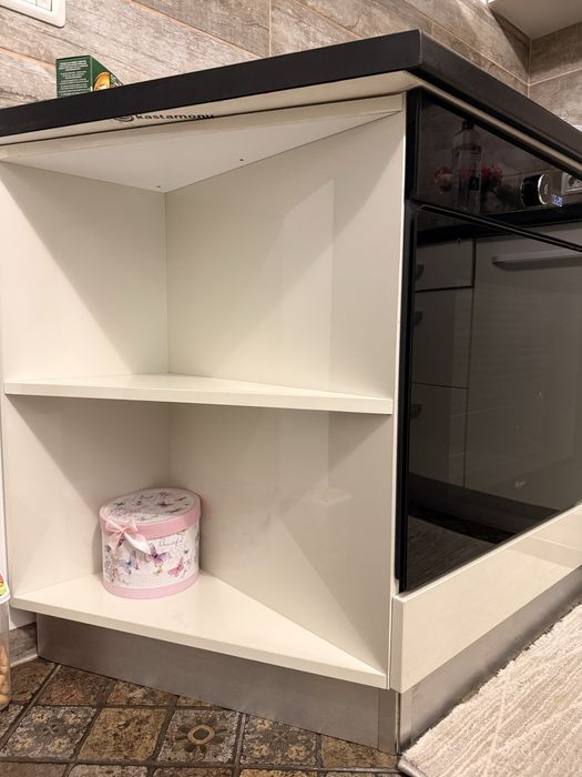 Vand mobila moderna din MDF pentru bucatarie