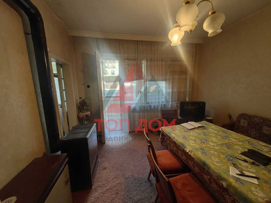 Продава се Четиристаен апартамент в Варна, Център - 120 кв.м за 2242 €/кв.м - Снимка #11