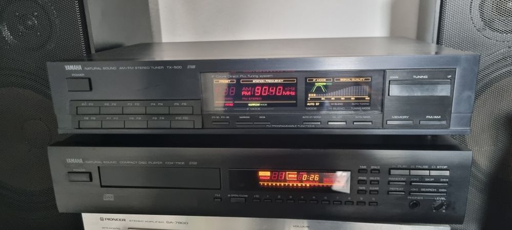 Player si tuner Yamaha