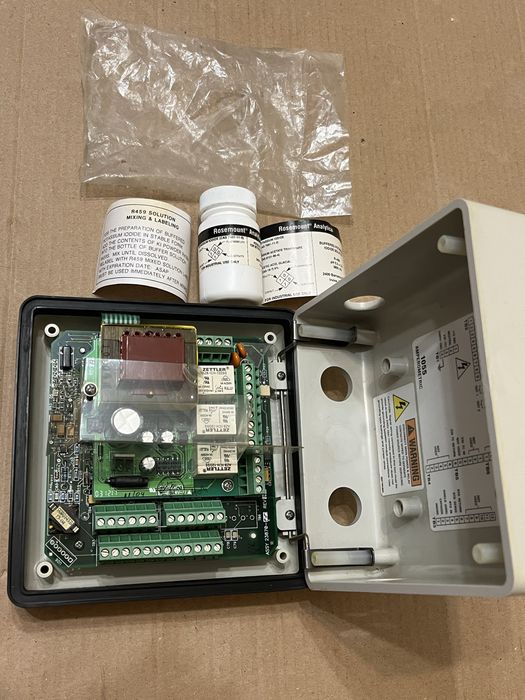 Rosemount Analytical Solu Comp II Model 1055 – Analizor Industrial Lichide