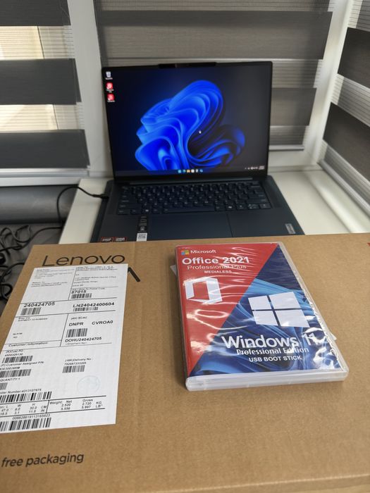 Laptop Lenovo Yoga Pro 7 14AHP9 cu factura+garantie