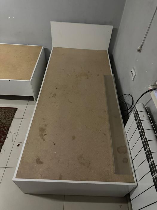 Срочно продам кровати одноместные