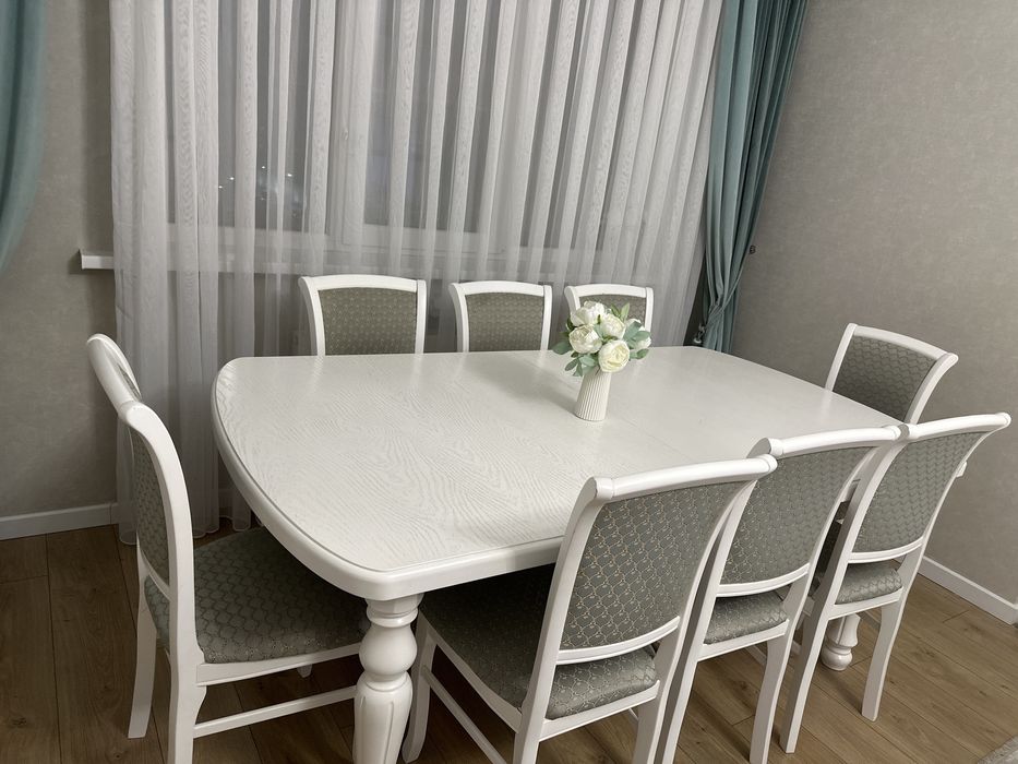 Продам стол со стульями