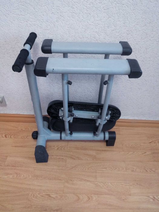 Тренажер для ног, ягодиц, пресса Leg Magic