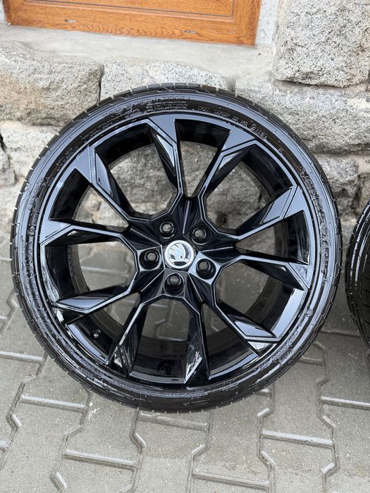 Оригинални 19 джанти 5х112 с летни гуми ханкук