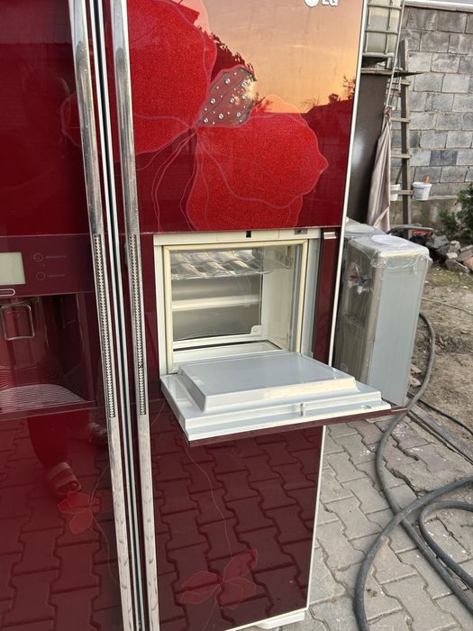 Холодильник LG оригинал