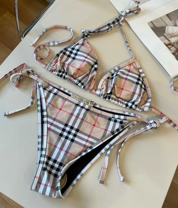 Aduc pe comanda Costume de baie BURBERRY orice model
