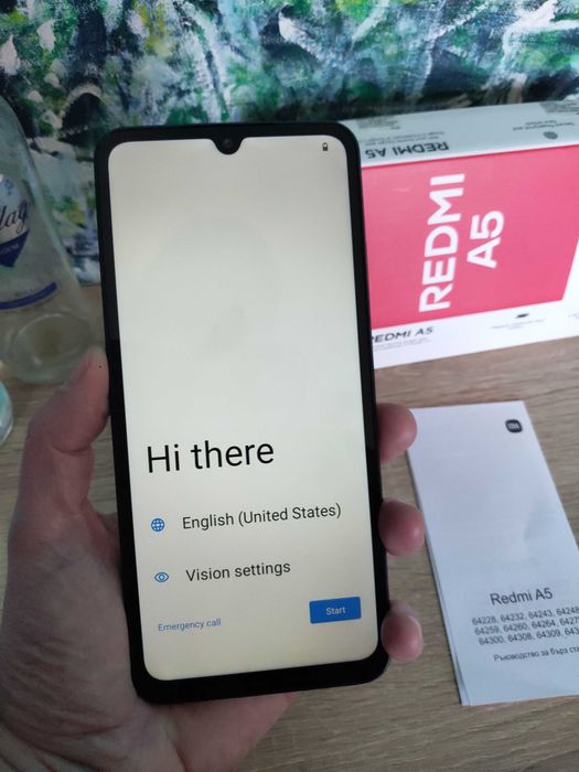 Чисто нов телефон Xiaomi Redmi A5 с две години гаранция Виваком 120Hz 6.88-инчов дисплей