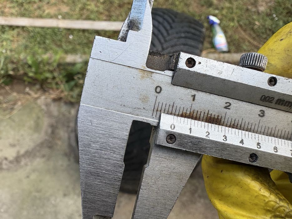 2 броя зимни гуми Firestone 205/ 55/ 17