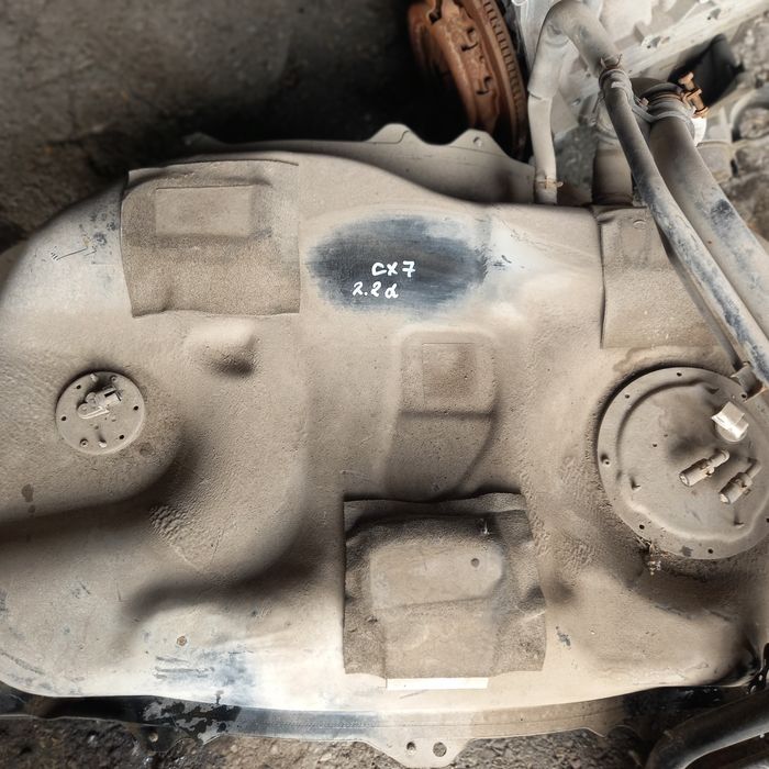 Резервоар Mazda CX7