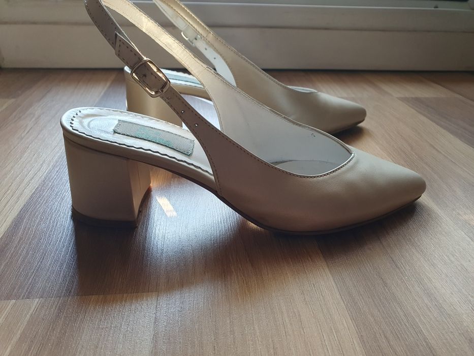 Pantofi albi mireasa 37