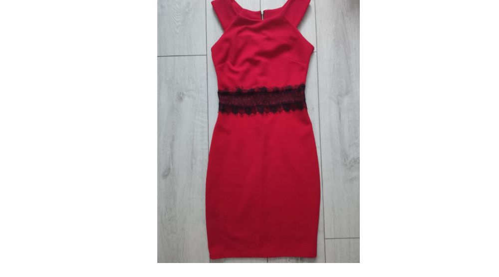 Vand rochie elganta rosie marimea XS
