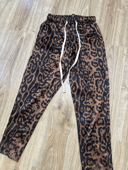 pantaloni print leopard Alex Ciobanu