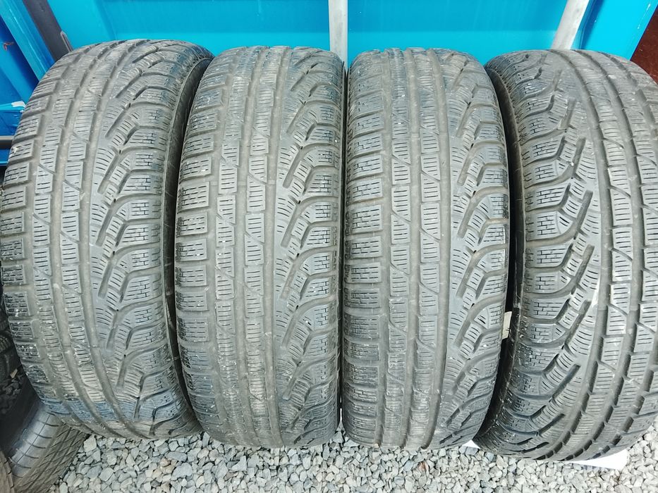 215 60 17. Pirelli. An 2018