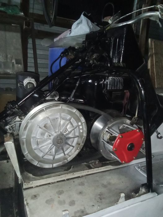 Продам Снегоход Буран