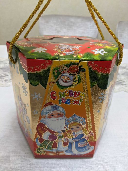 Гарри Поттер Киндер Джой из Англии в подарочной упаковке свежий