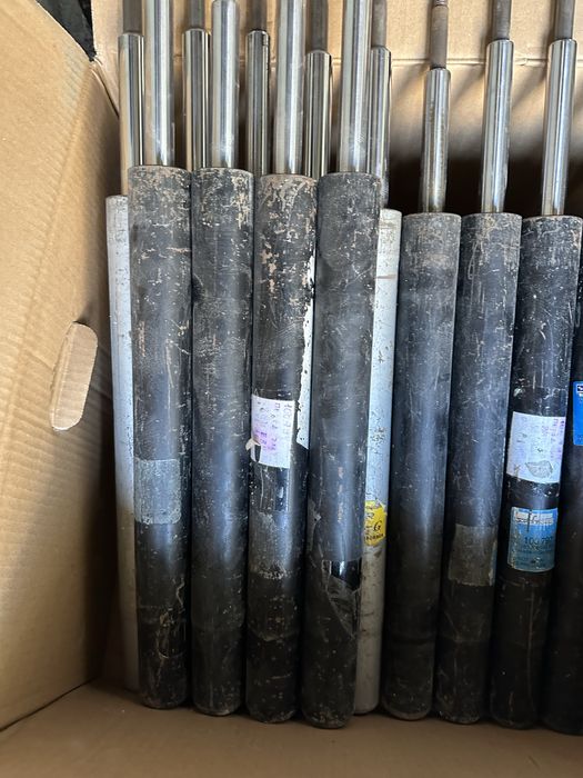 Новые амортизаторы стойки BMW E34