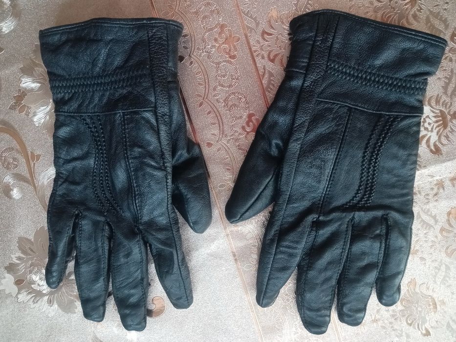 Перчатки кожаные женские