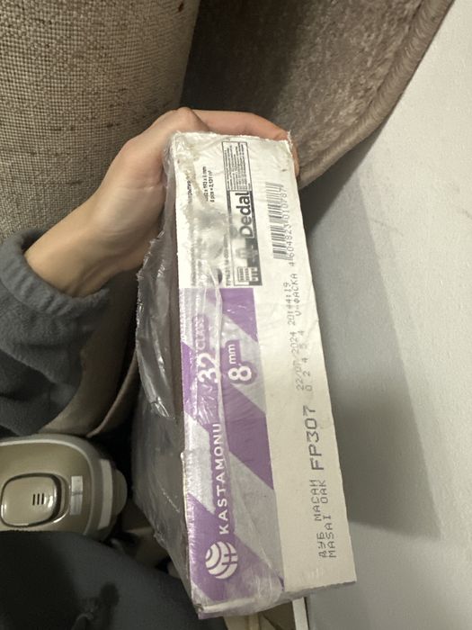 Продам ламинат новый в упаковке