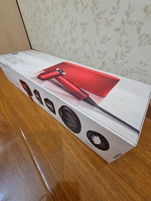 Продам фен DYSON