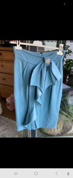 Elisabetta Franchi пола като нова